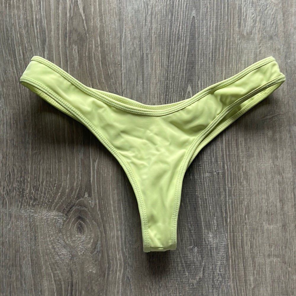 Toast swim bikini bottoms size Medium